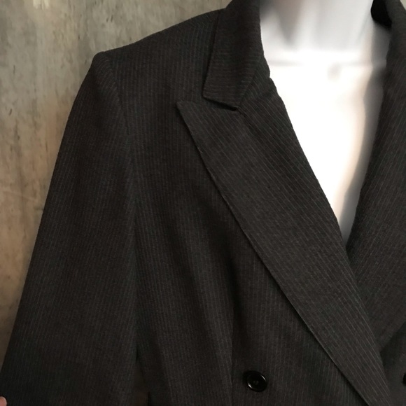 BOGO Harvé Benard Tailored Pinstripe Charcoal - Picture 6 of 8